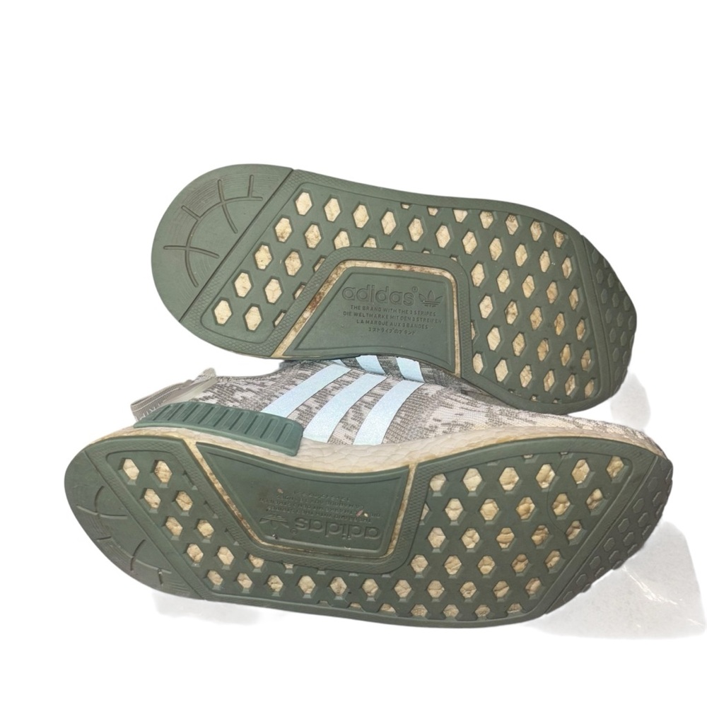 Adidas x Foot Locker NMD R1 sesame sneakers men’s size 6 athletic shoes green - Picture 6 of 7
